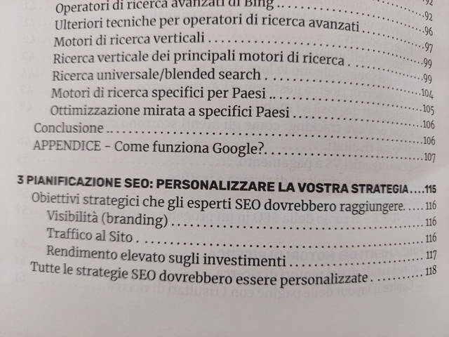 esistono diversi tipi di seo con diverse strategie, in questo libro sulla seo vengono spiegati tutti.